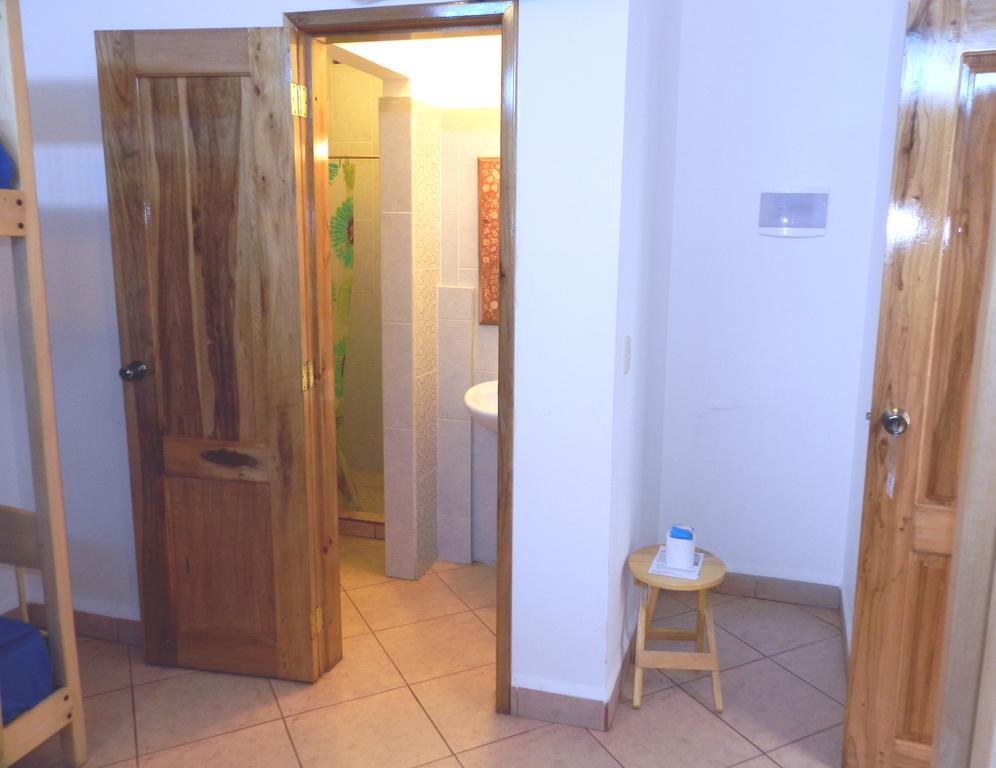 Hostal Yaku Montañita Oda fotoğraf