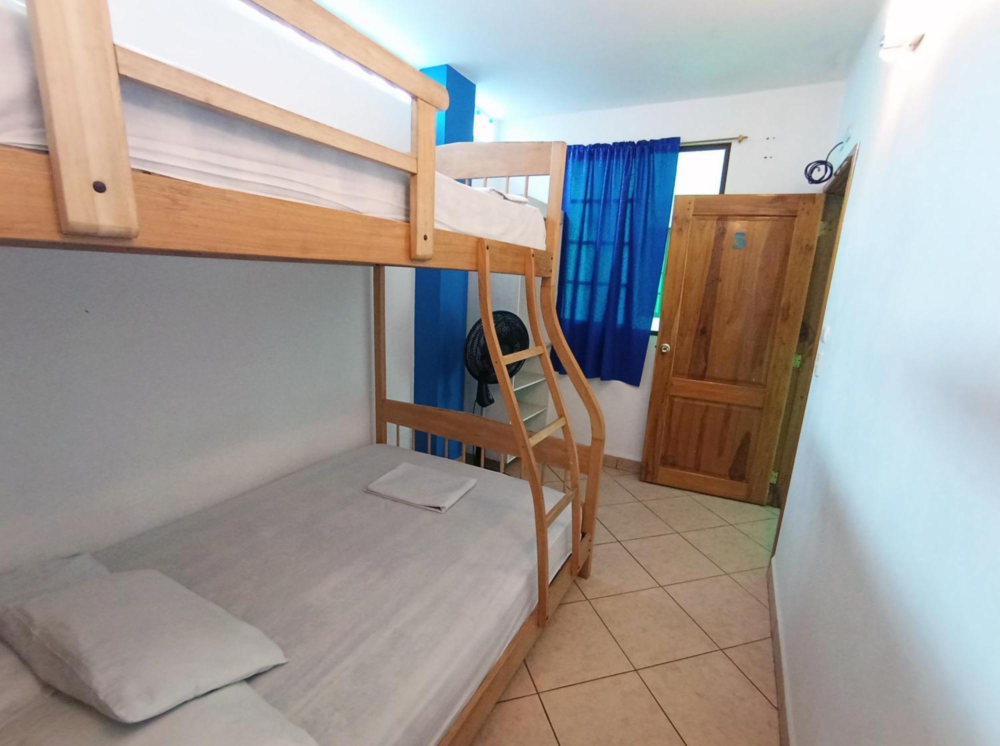 Hostal Yaku Montañita Dış mekan fotoğraf