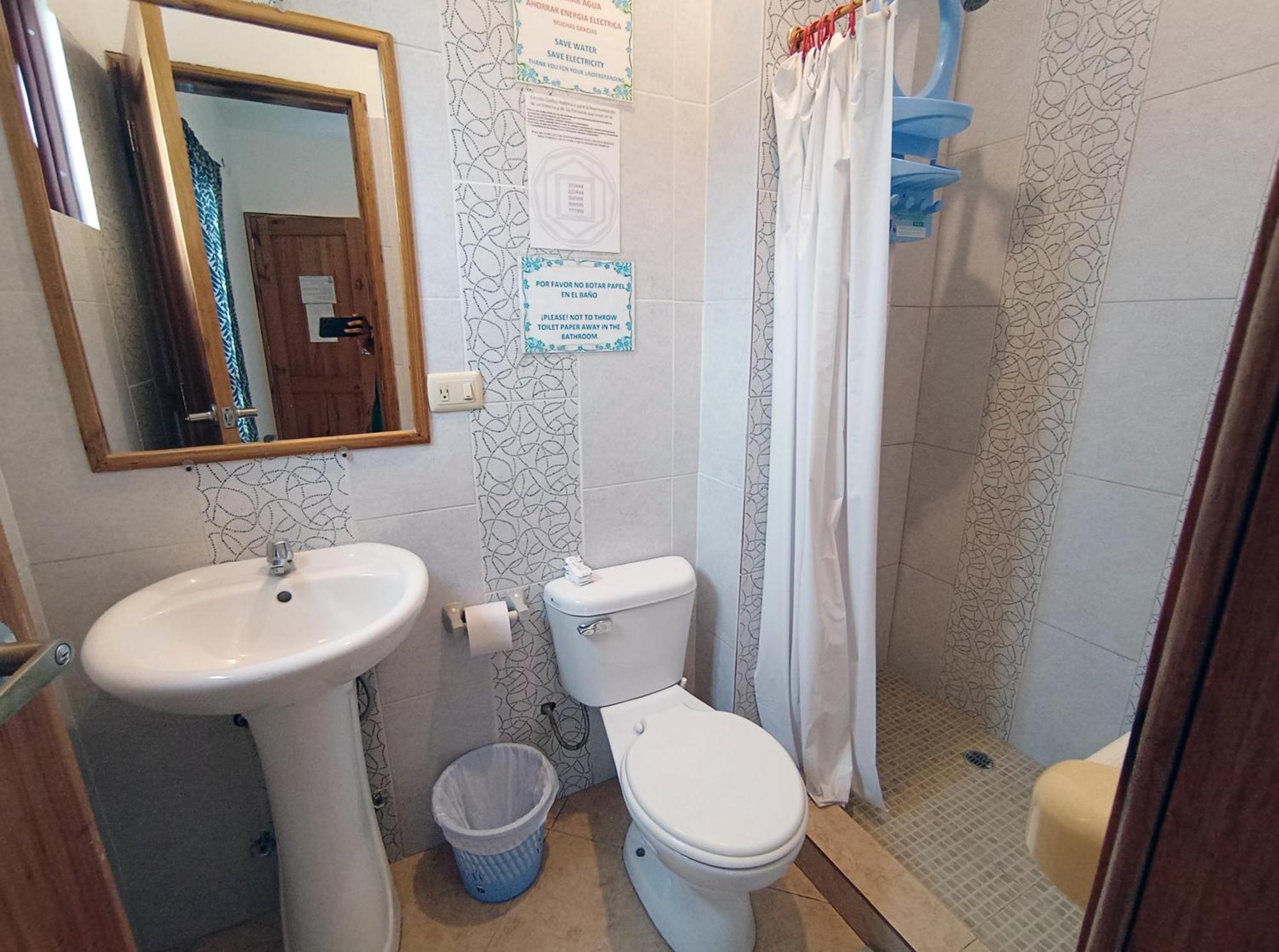 Hostal Yaku Montañita Dış mekan fotoğraf
