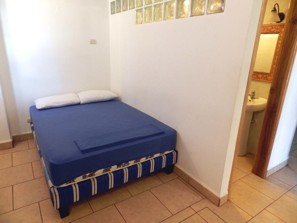 Hostal Yaku Montañita Oda fotoğraf
